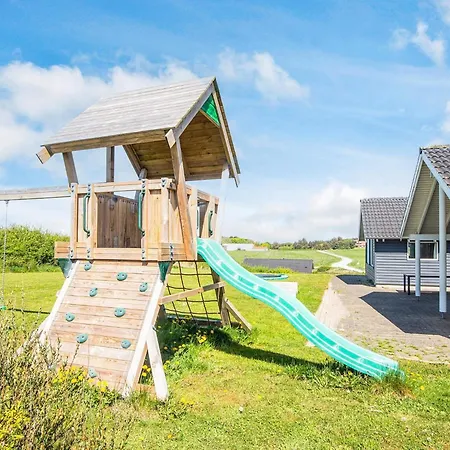 Vakantiehuis Luxury House For 14